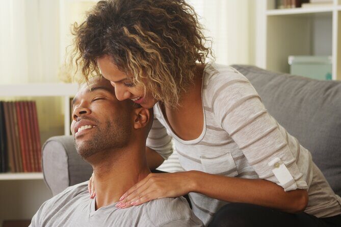 3 Hours Couple's Massage Workshop in Fremont Court