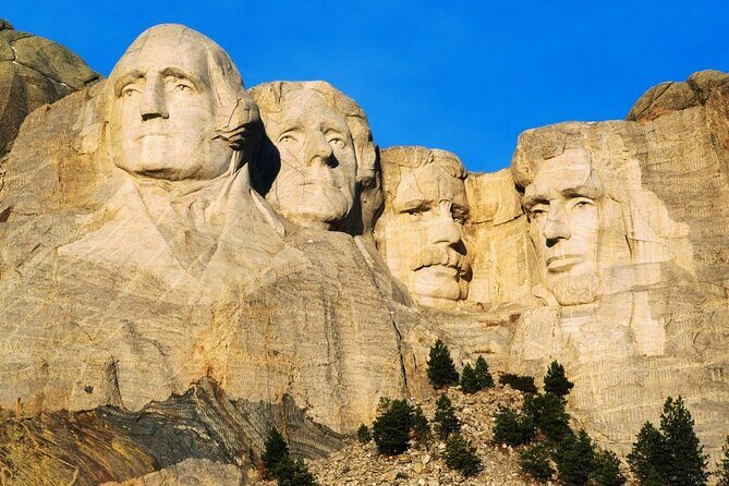 5-Day Yellowstone and Mount Rushmore Tour from Salt Lake City - Transportation & Accommodation: How It Works for You