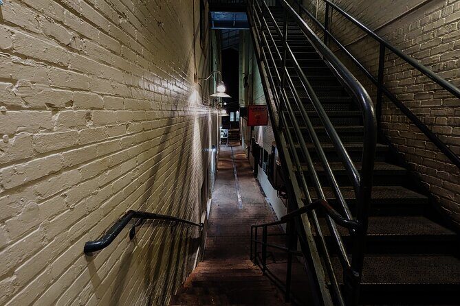 Chapel Hill True Crime Walking Tour - What Travelers Can Expect from the Experience