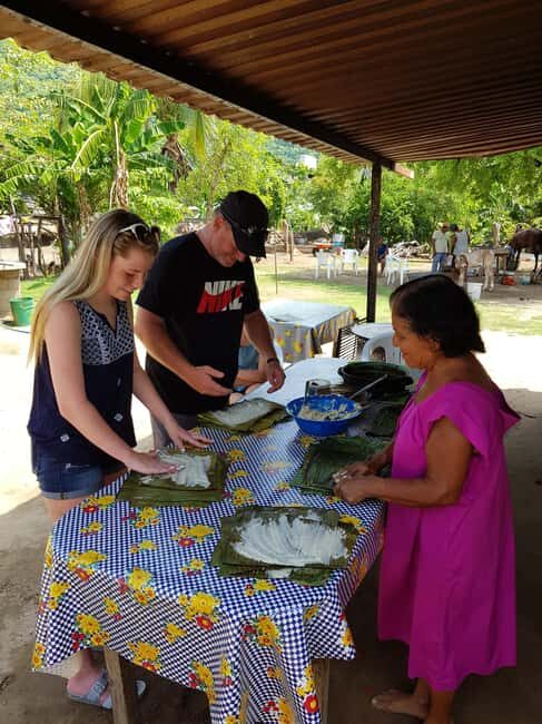 Cooking classes in Puerto Escondido (Learn how to cook Mole de Oaxaca). - What the Reviews Say