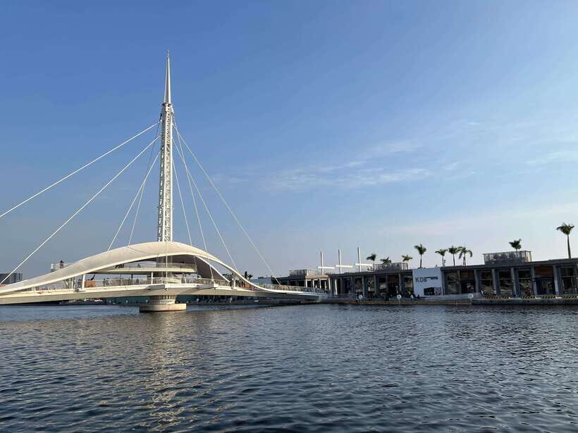 Kaohsiung: Highlights & Cultural Private Day Tour - Practical Details and Experience Value