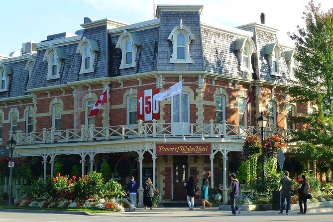 Niagara-on-the-Lake: Guided Vehicle Tour Prettiest Town in Canada - Practical Details and Considerations
