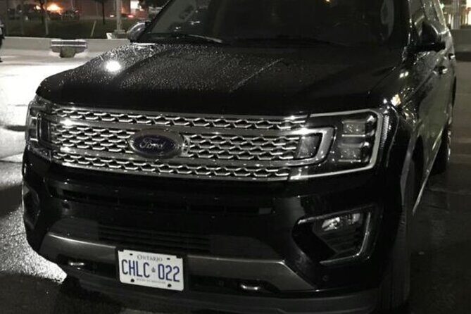 Private Toronto Airport Transfer Service to City centre Toronto - Why Choose a Private Toronto Airport Transfer?