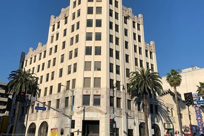 Santa Monica Private Tour with Restaurant and Bar Stops - The Itinerary: What to Expect and What It Means for You