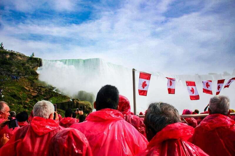 Toronto: Niagara Falls Day Tour with Optional Boat Cruise - The Experience in Numbers