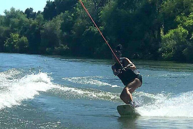 Wakeboard, Wakesurf or Kneeboard Private Half-Day Adventure - The Sum Up